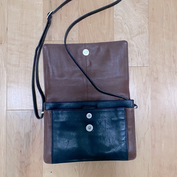 Leather Crossbody Handbag / Organizer by Derek Alexander in black & brown. - Picture 6 of 6